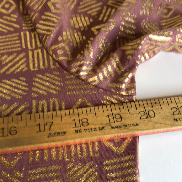 Glitzy gold Top Size XL - Picture 6 of 9